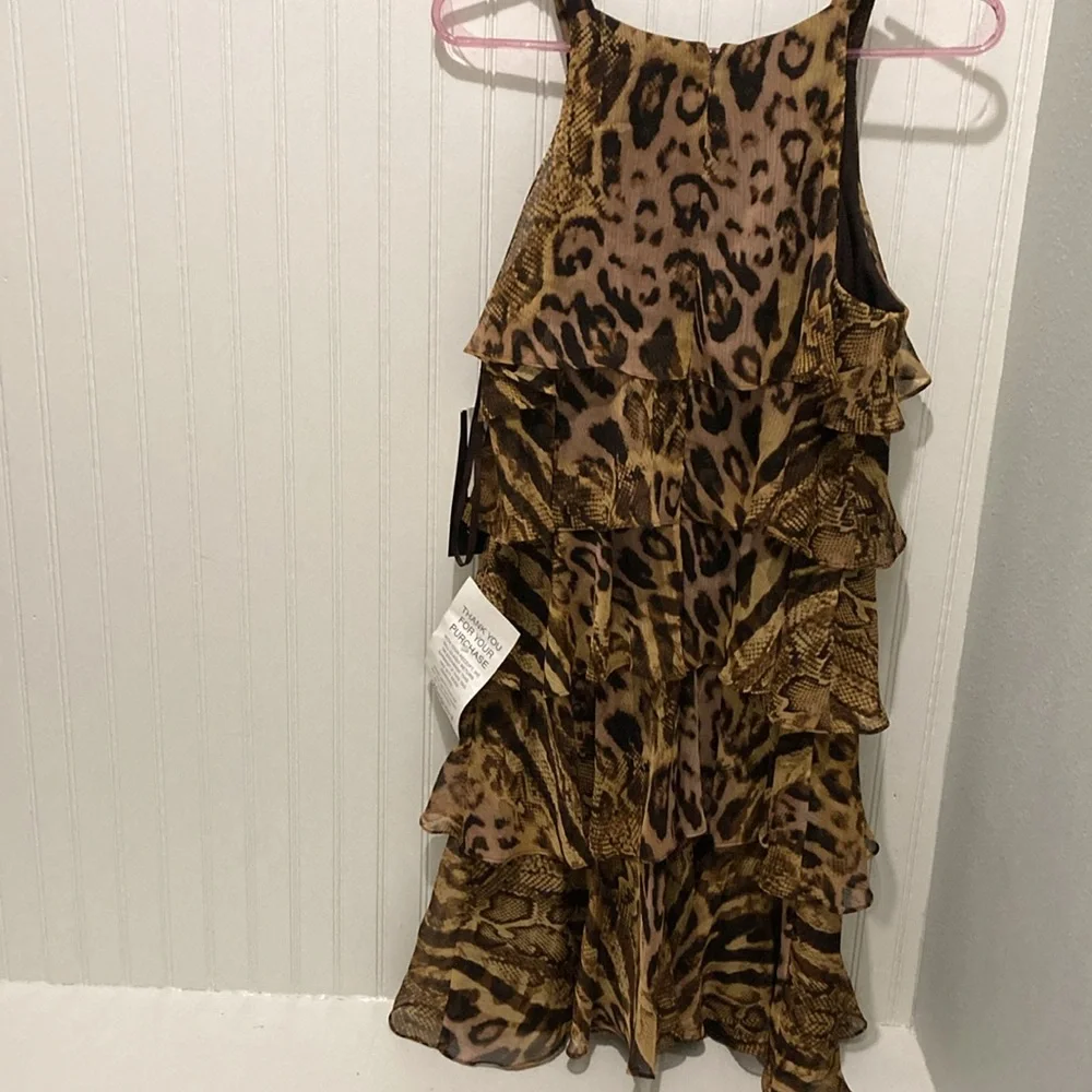 Dress - Picture 3 of 3